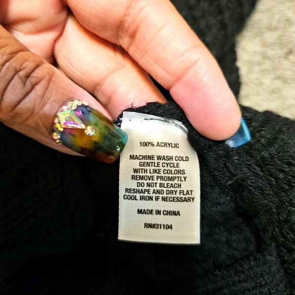 NEW DIRECTION Round Hem Tunic Sweater - Picture 6 of 7